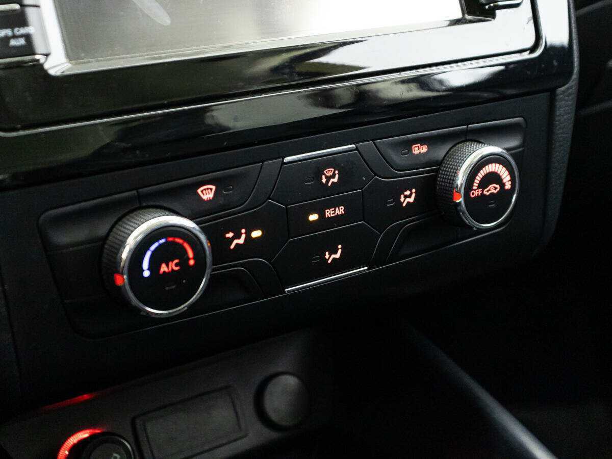 Купить Dongfeng 580, 2019, 81 742 км, фото №17