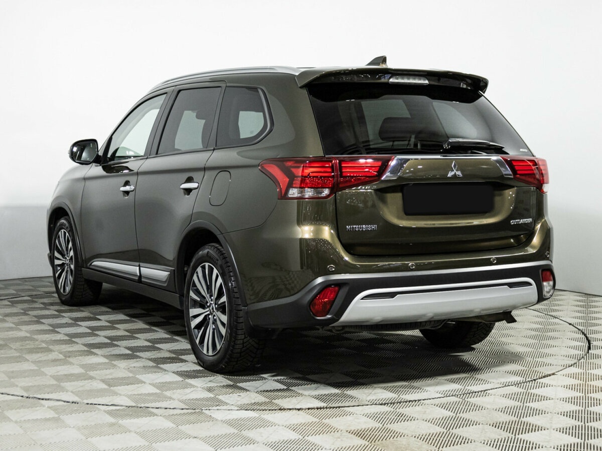 Купить Mitsubishi Outlander III Рестайлинг 3, 2020, 83 453 км, фото №6
