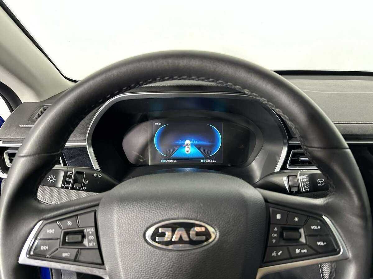 Купить JAC J7, 2021, 29 800 км, фото №8