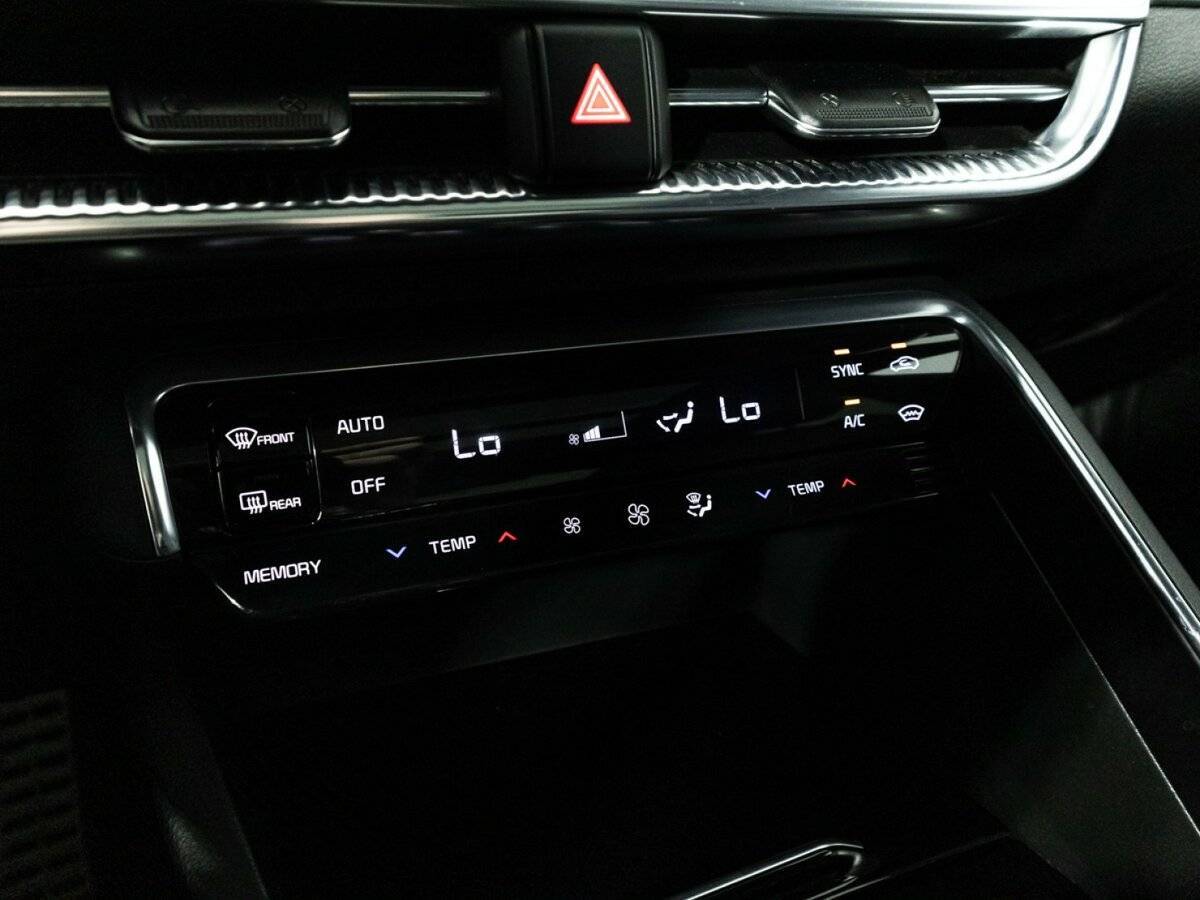 Купить Kia K5, 2021, 107 221 км, фото №23