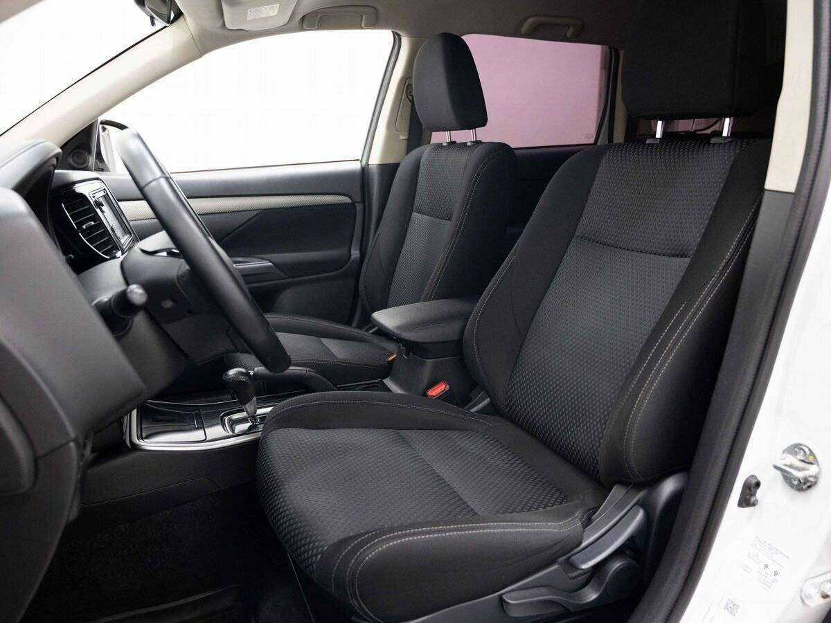 Купить Mitsubishi Outlander, 2017, 152 152 км, фото №8