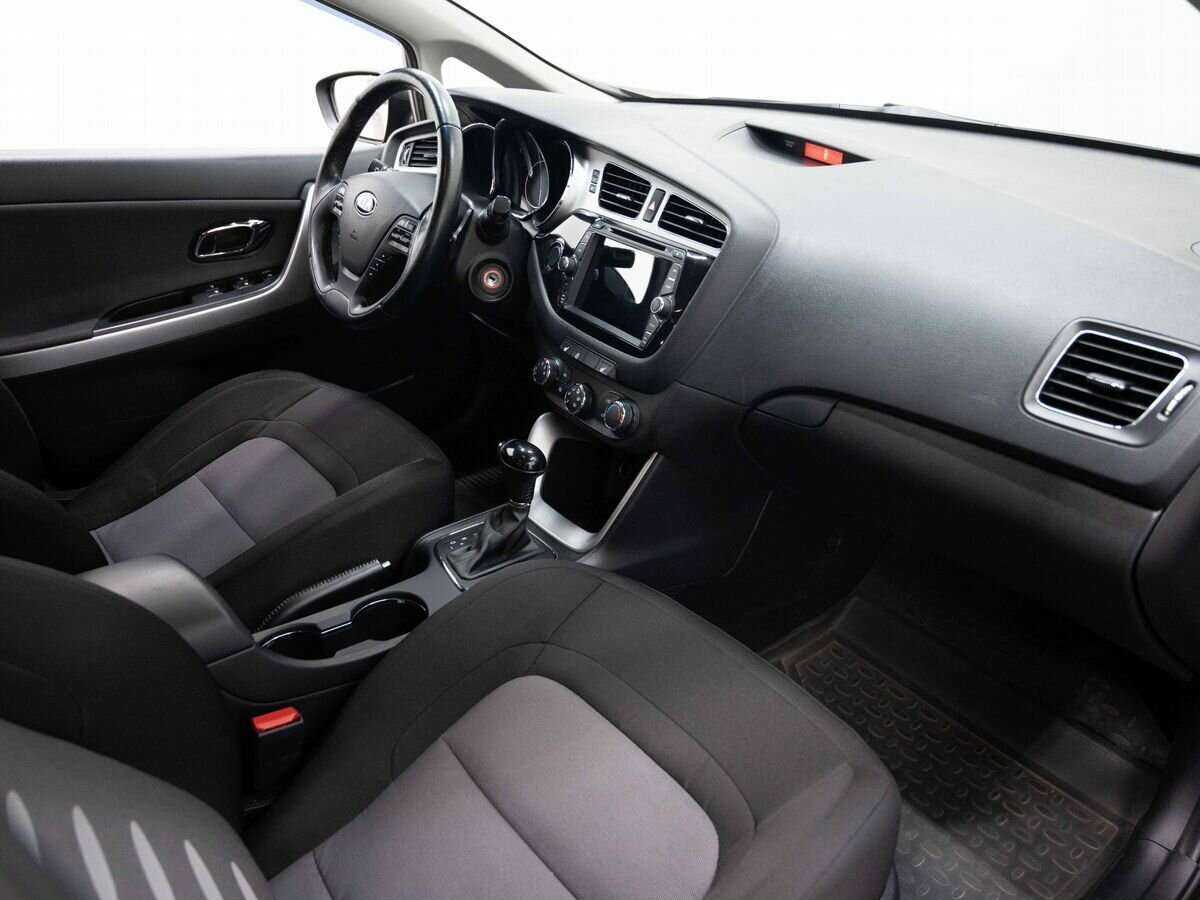 Купить Kia Ceed, 2014, 141 000 км, фото №11