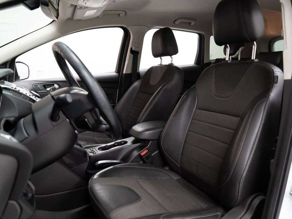 Купить Ford Kuga, 2016, 85 000 км, фото №6