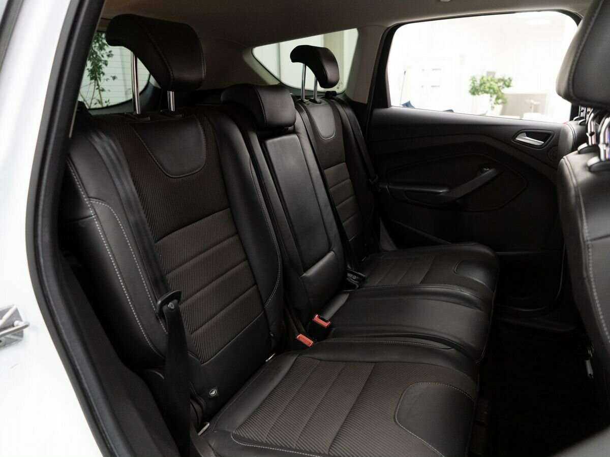 Купить Ford Kuga, 2016, 85 000 км, фото №8