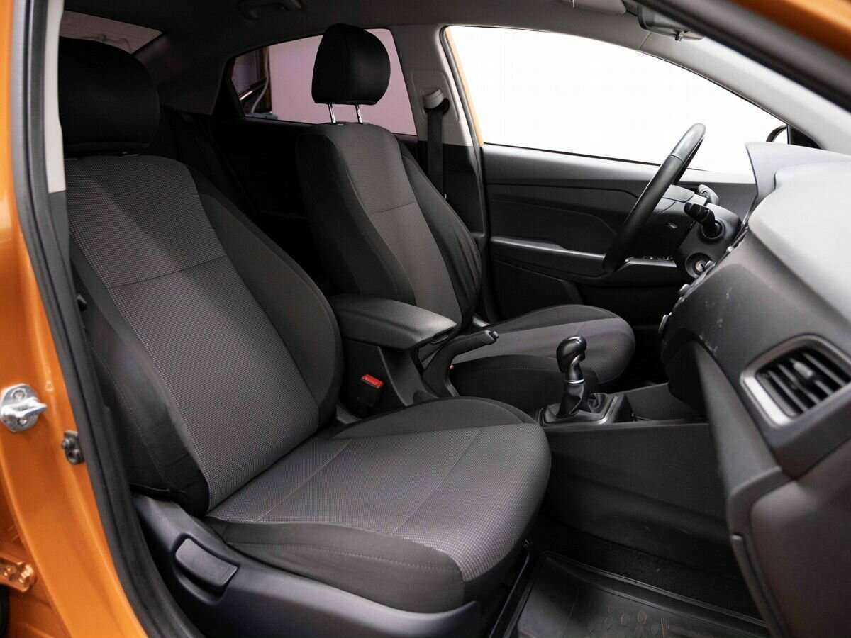 Купить Hyundai Solaris, 2018, 62 000 км, фото №12