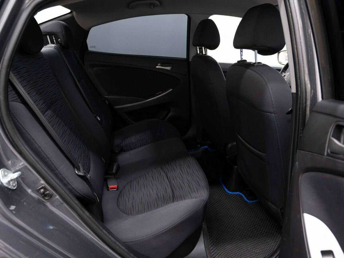 Купить Hyundai Solaris, 2015, 205 000 км, фото №12