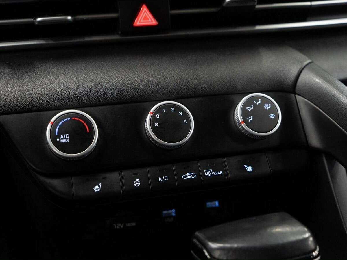 Купить Hyundai Elantra, 2021, 61 830 км, фото №11