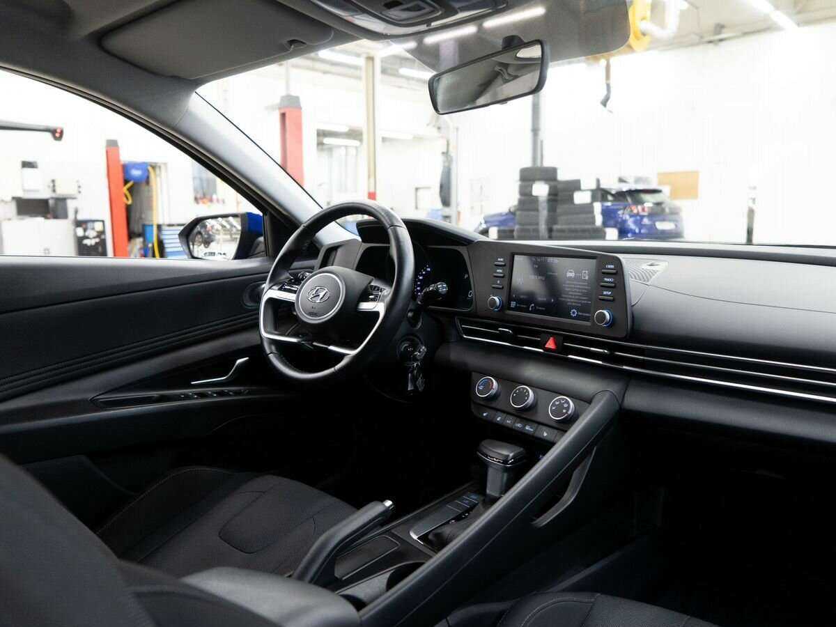 Купить Hyundai Elantra, 2021, 10 000 км, фото №16