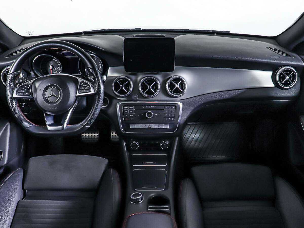 Купить Mercedes-Benz CLA 200, 2016, 84 979 км, фото №11