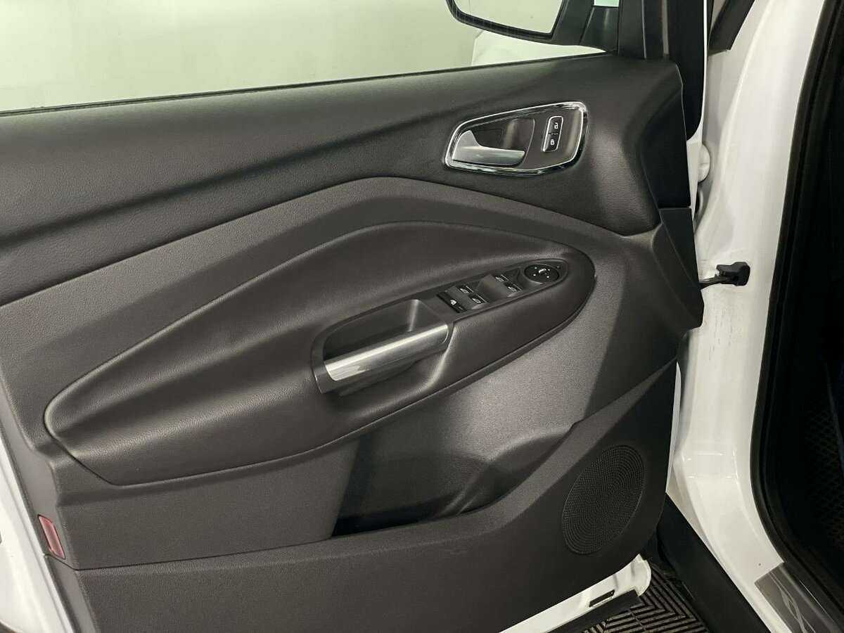 Купить Ford Kuga, 2015, 147 000 км, фото №7