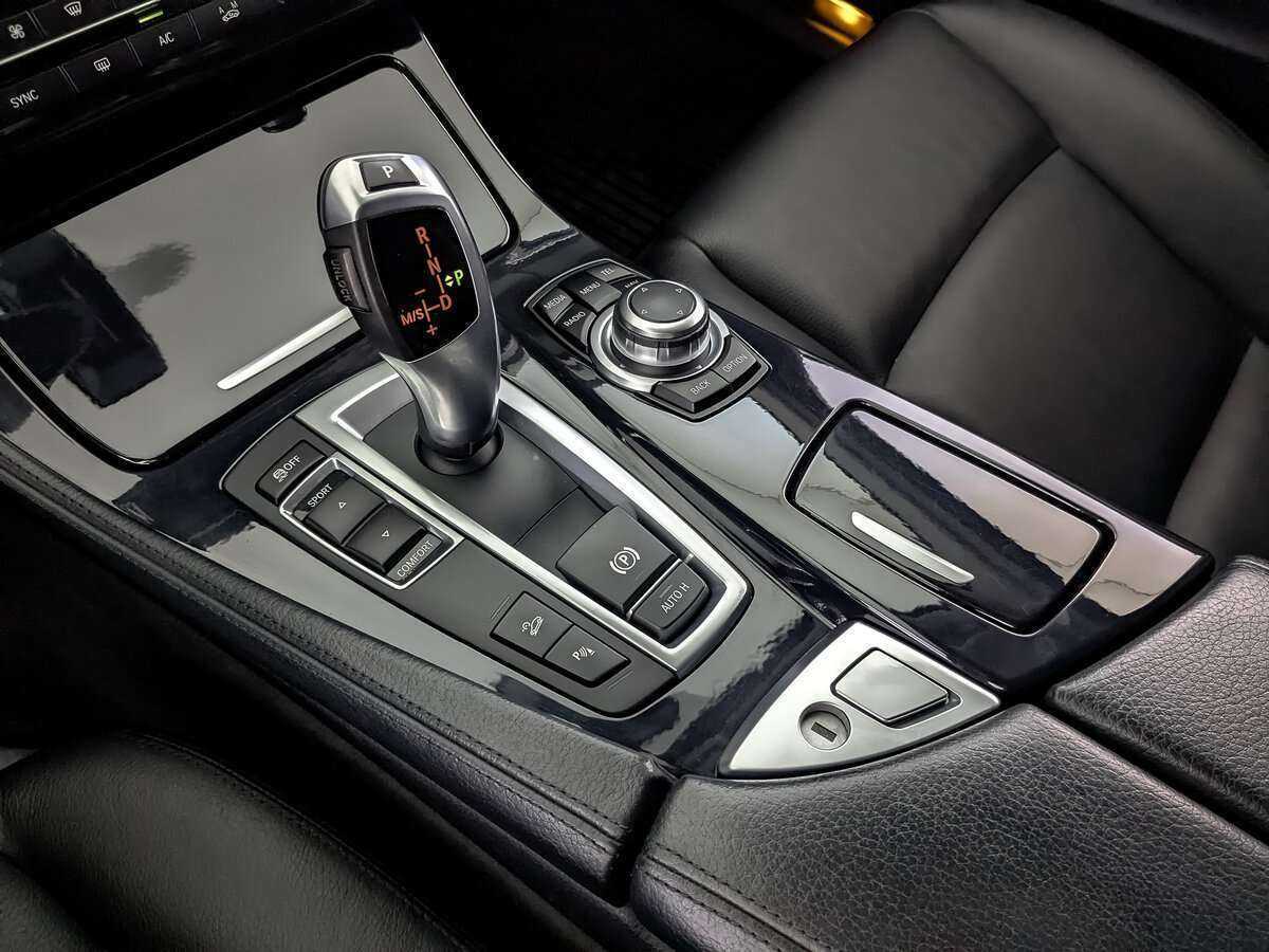 Купить BMW 5 серии 528i xDrive, 2014, 168 988 км, фото №20