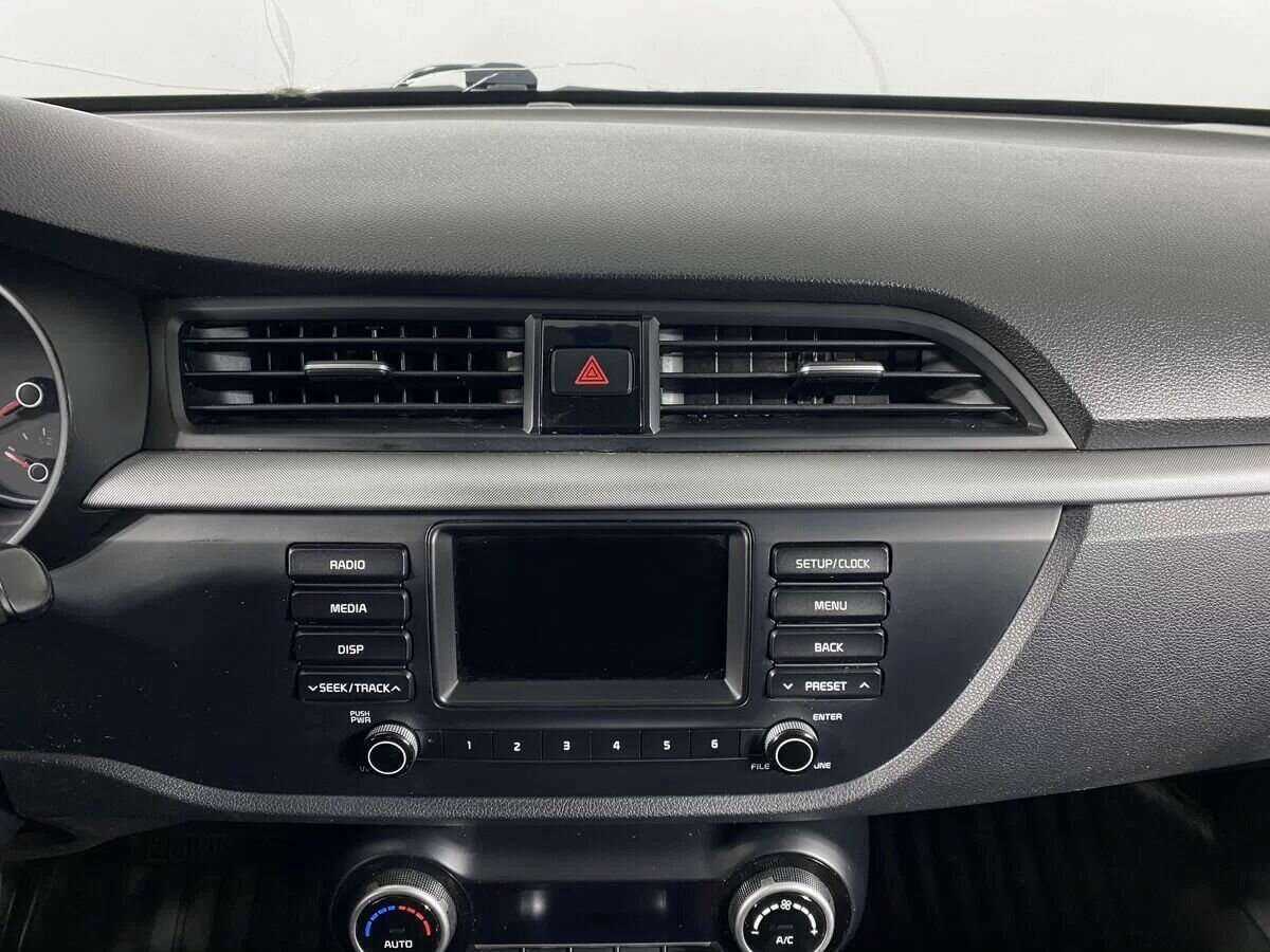 Купить Kia Rio, 2018, 136 001 км, фото №11