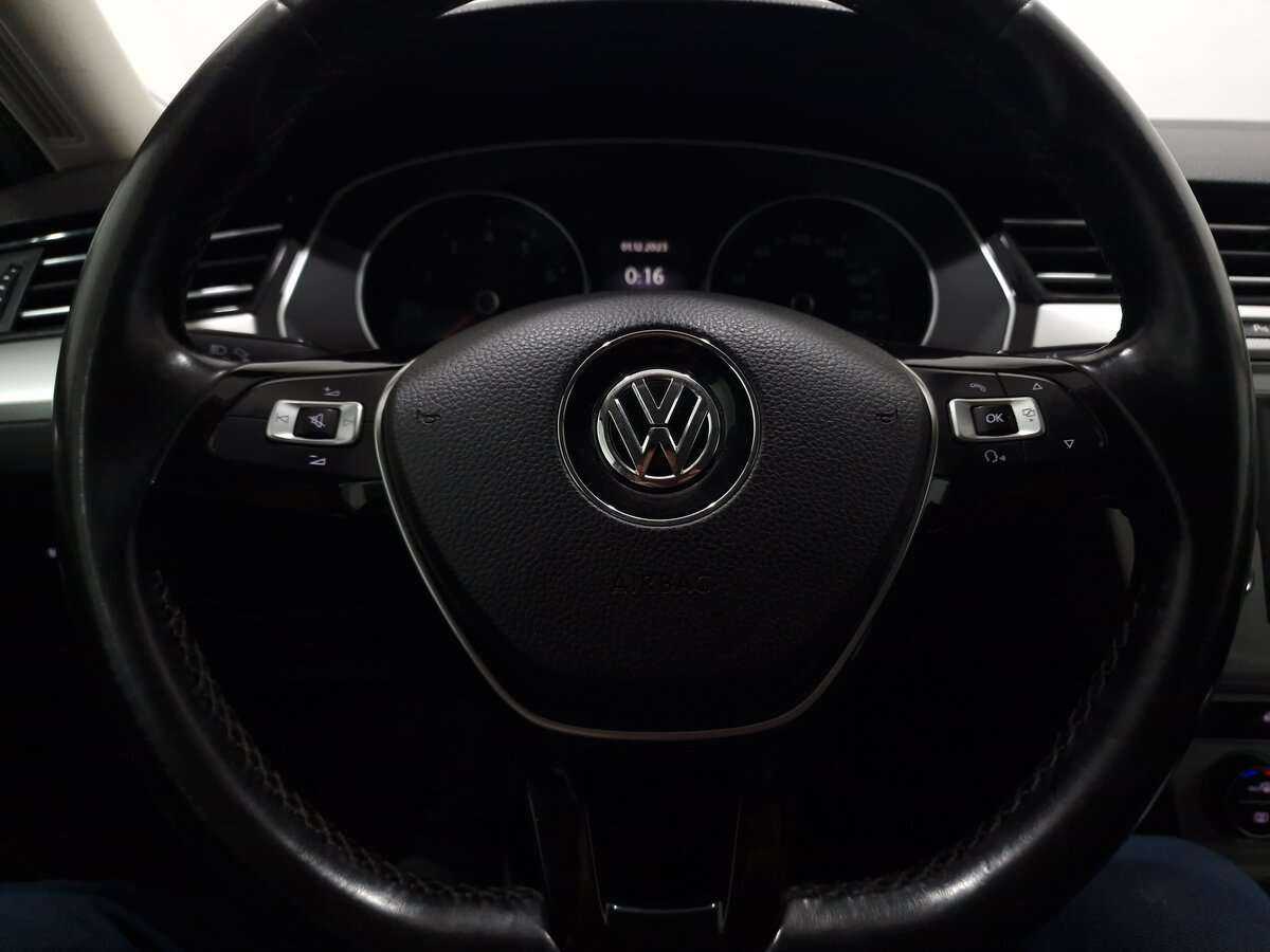 Купить Volkswagen Passat, 2015, 220 993 км, фото №5