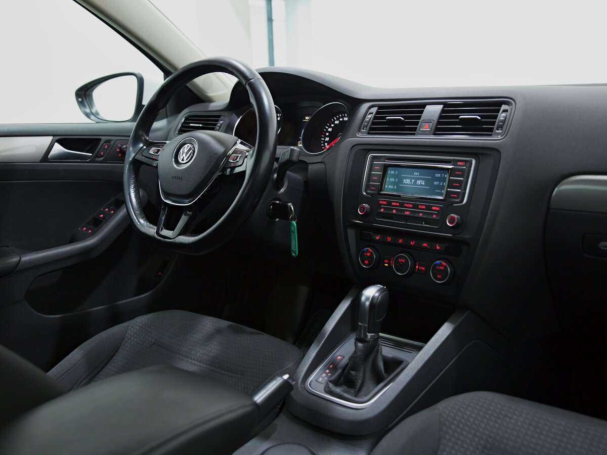 Купить Volkswagen Jetta, 2015, 144 689 км, фото №6