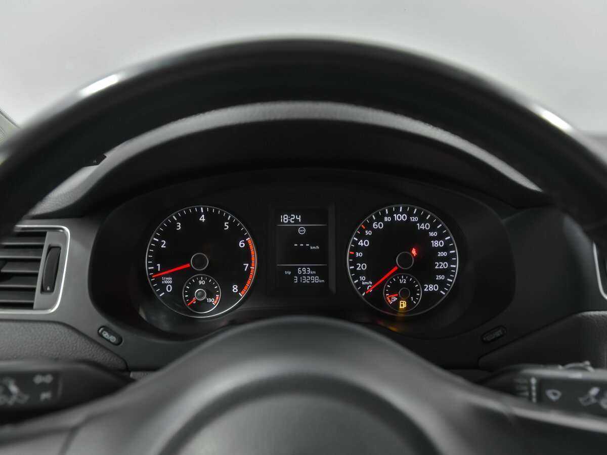 Купить Volkswagen Jetta, 2012, 312 990 км, фото №7