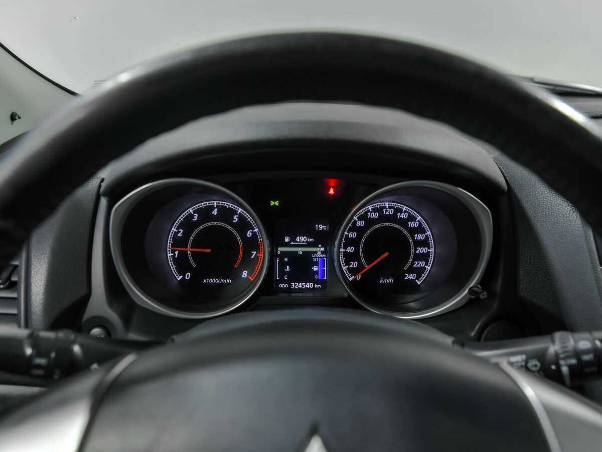 Купить Mitsubishi ASX, 2012, 324 537 км, фото №7