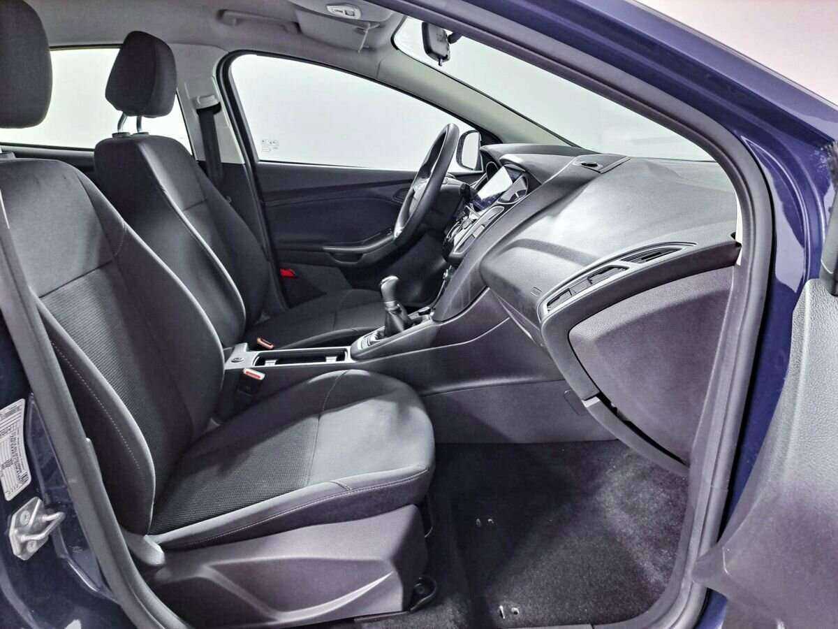 Купить Ford Focus, 2017, 86 000 км, фото №9