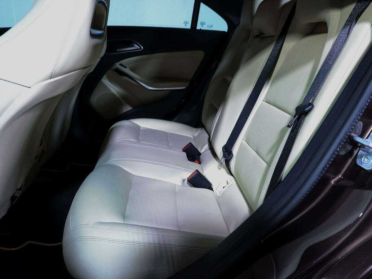 Купить Mercedes-Benz CLA 200, 2017, 85 300 км, фото №12