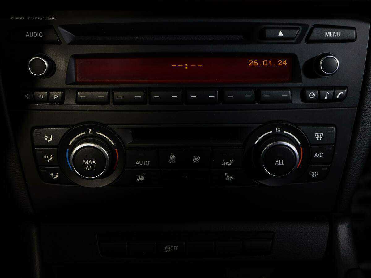 Купить BMW X1 18i, 2014, 106 525 км, фото №15