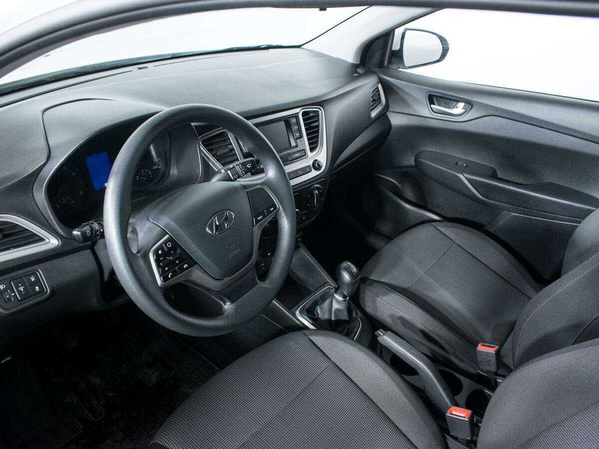 Купить Hyundai Solaris, 2021, 66 811 км, фото №13