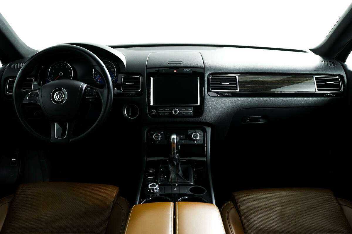Купить Volkswagen Touareg, 2013, 182 356 км, фото №11