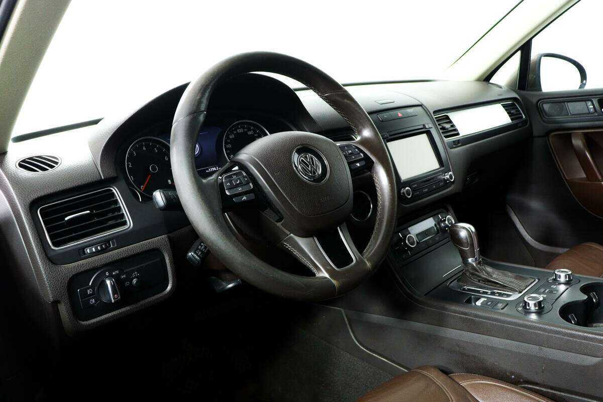 Купить Volkswagen Touareg, 2012, 345 435 км, фото №13