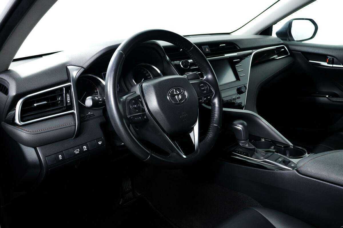 Купить Toyota Camry, 2019, 59 812 км, фото №13