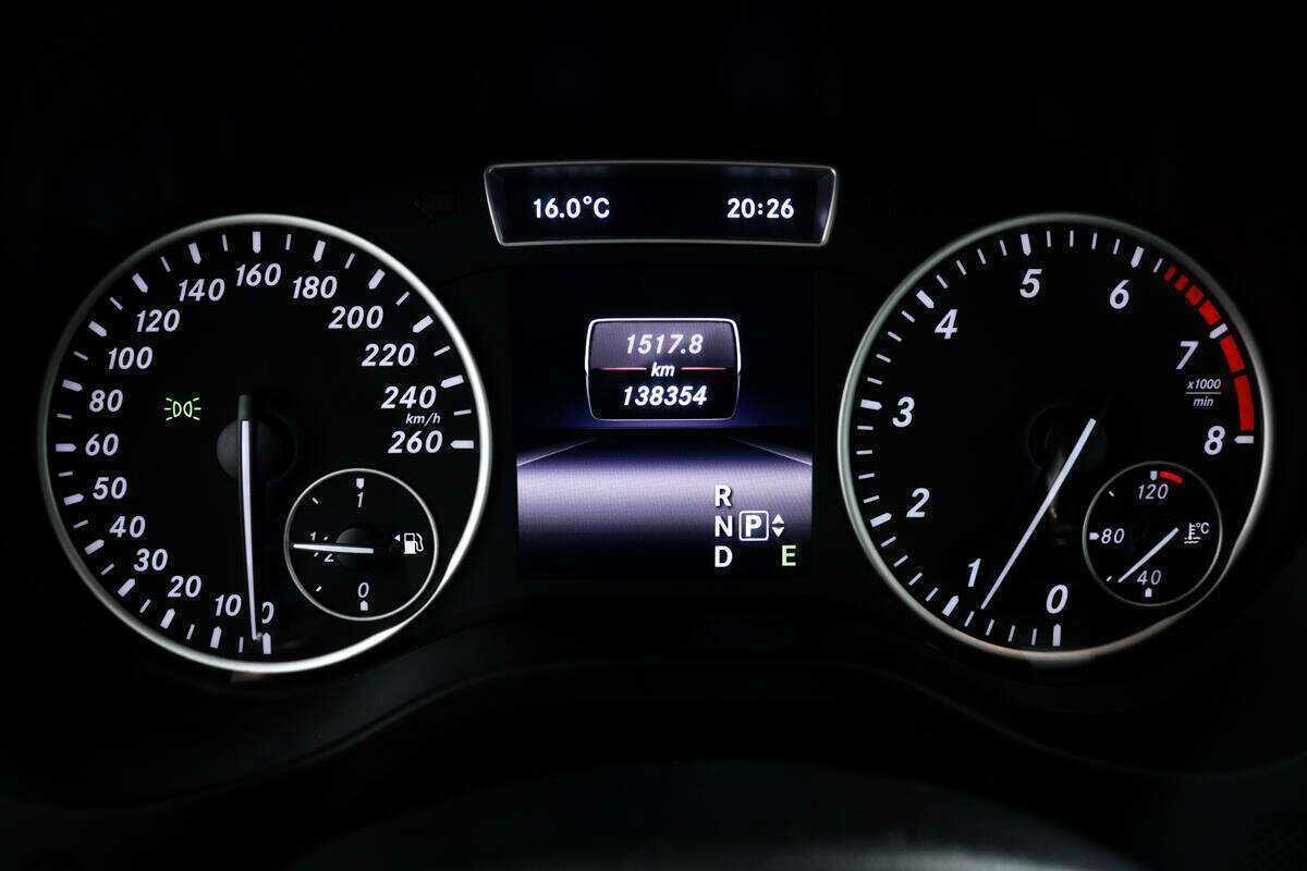 Купить Mercedes-Benz A-Класс 180, 2013, 138 350 км, фото №10