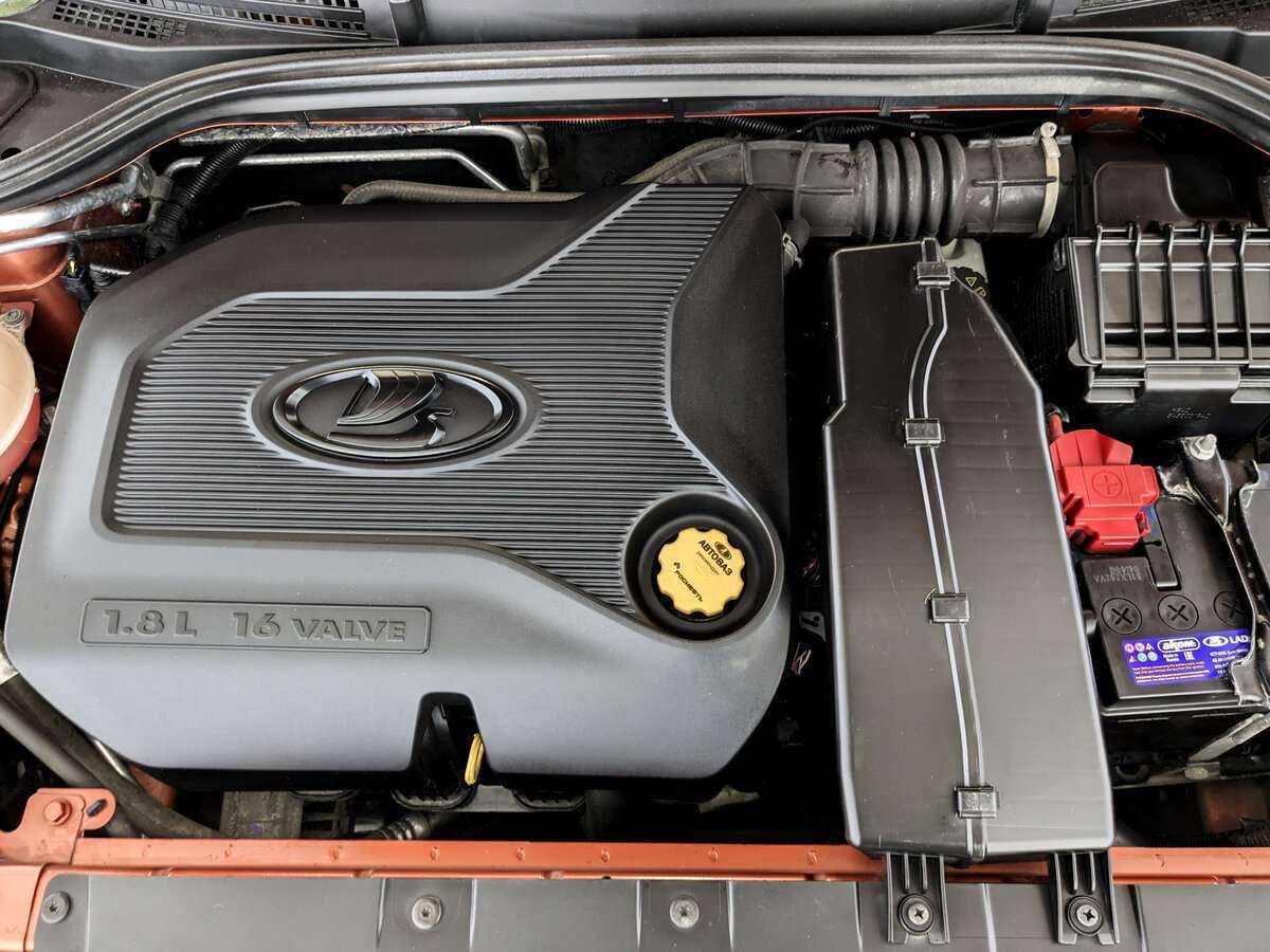 Купить Lada (ВАЗ) Vesta SW Cross, 2019, 69 459 км, фото №8