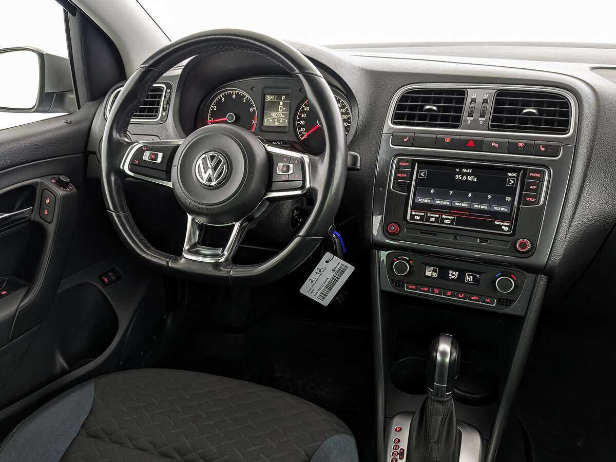 Купить Volkswagen Polo, 2020, 48 089 км, фото №17