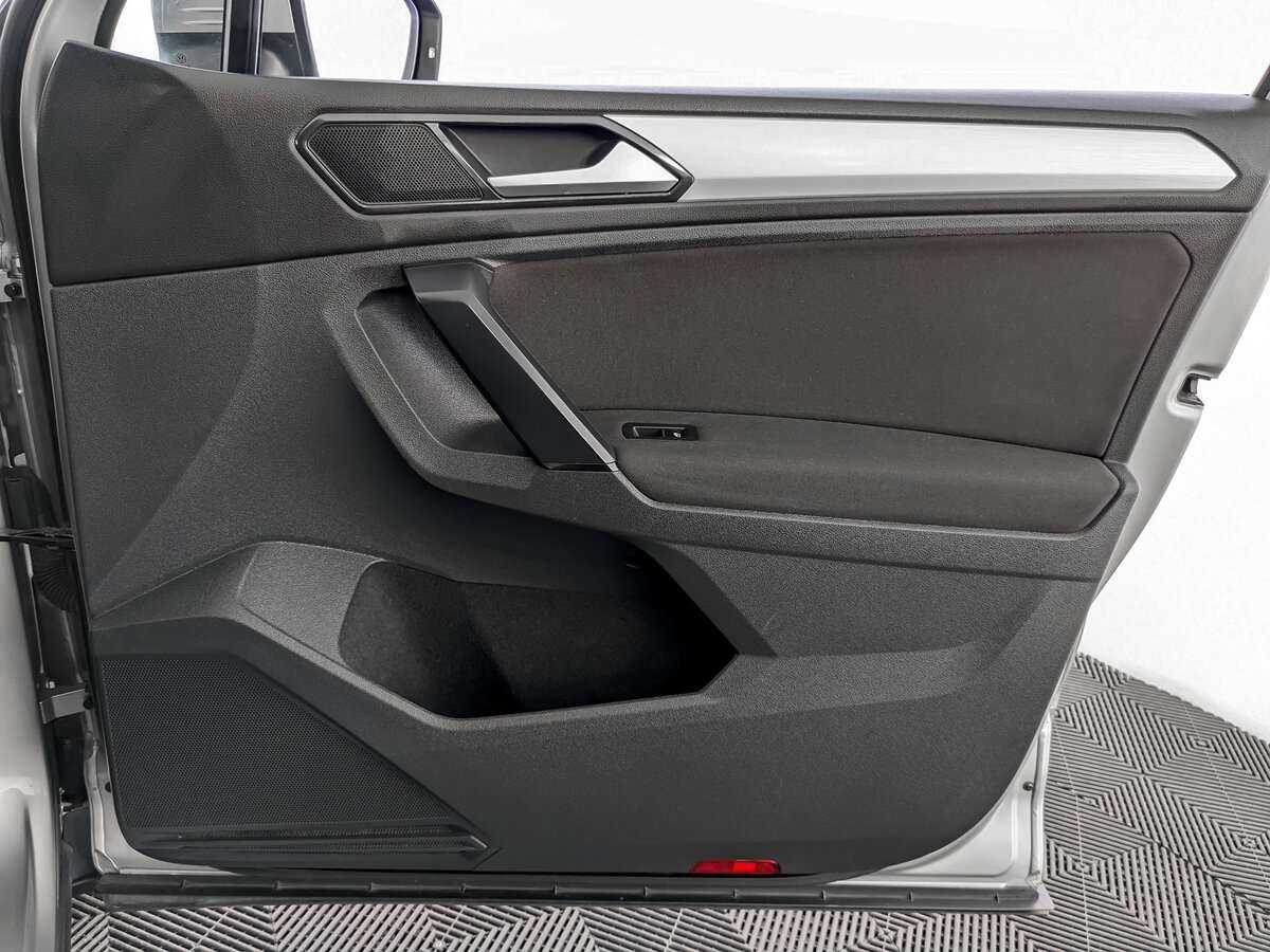 Купить Volkswagen Tiguan, 2017, 107 312 км, фото №20