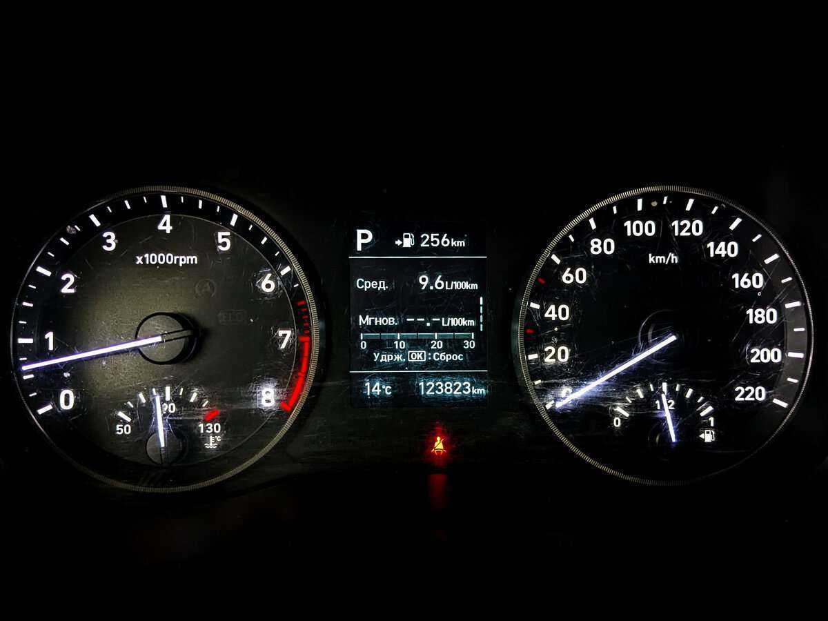 Купить Hyundai Solaris, 2018, 123 821 км, фото №13