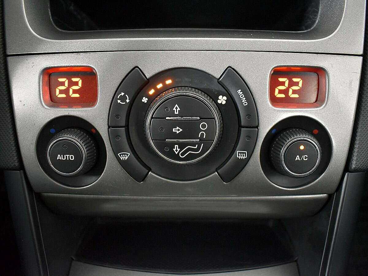 Купить Peugeot 408, 2013, 79 107 км, фото №14