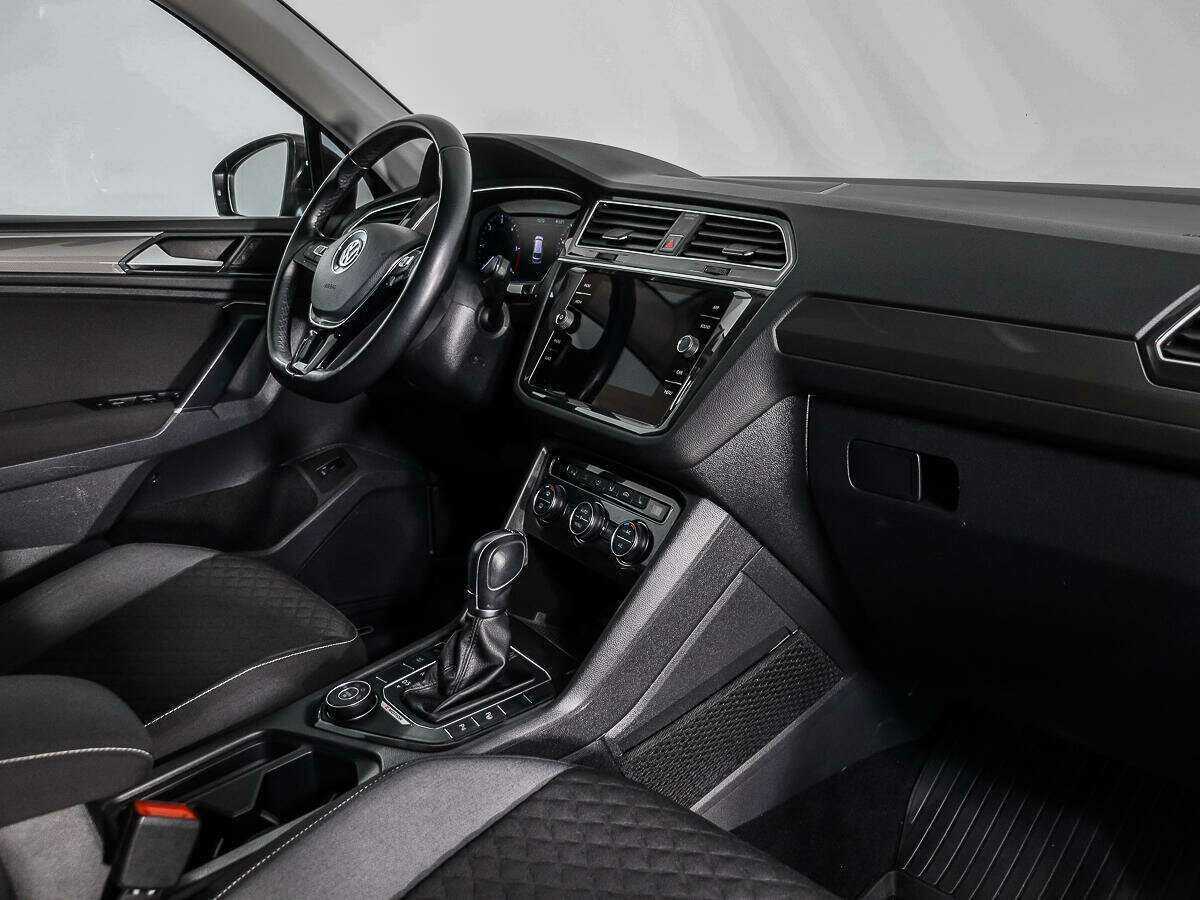Купить Volkswagen Tiguan, 2018, 165 539 км, фото №12