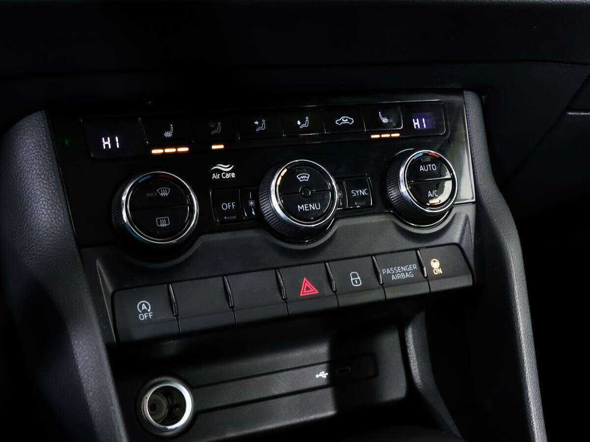 Купить Skoda Karoq, 2020, 110 561 км, фото №17