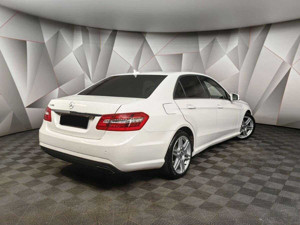 Mercedes-Benz E-Класс