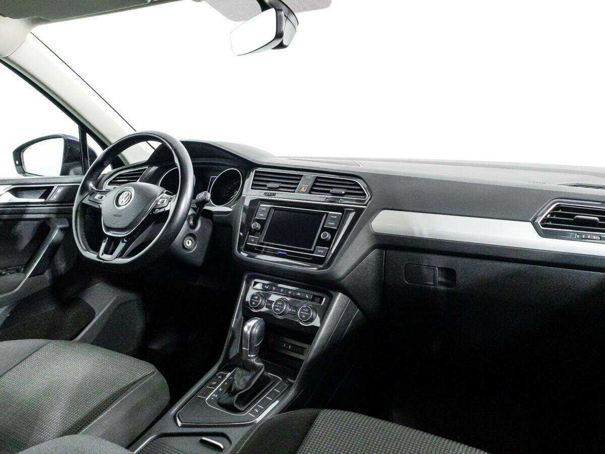 Купить Volkswagen Tiguan, 2017, 63 174 км, фото №9