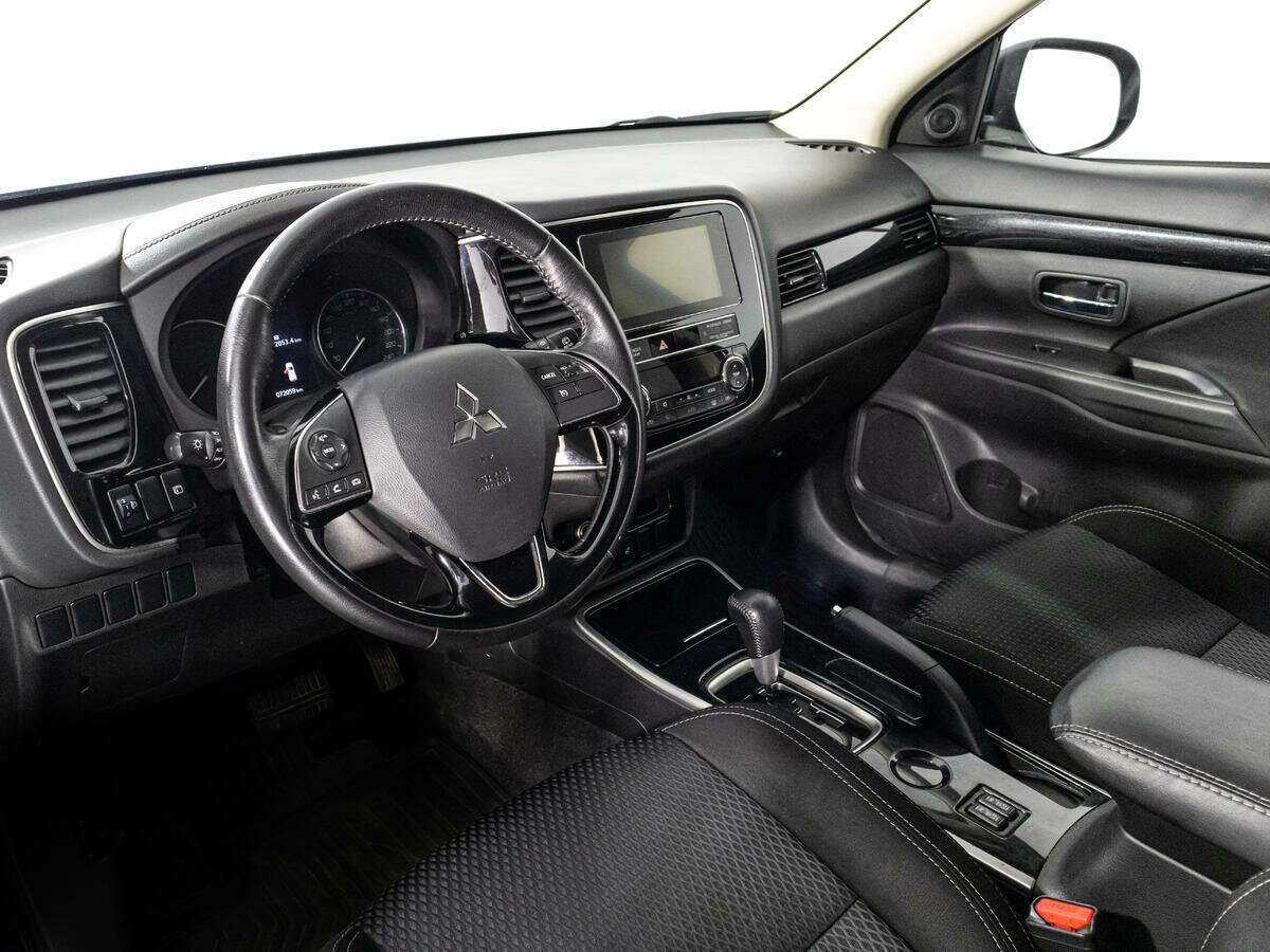 Купить Mitsubishi Outlander, 2019, 72 053 км, фото №11
