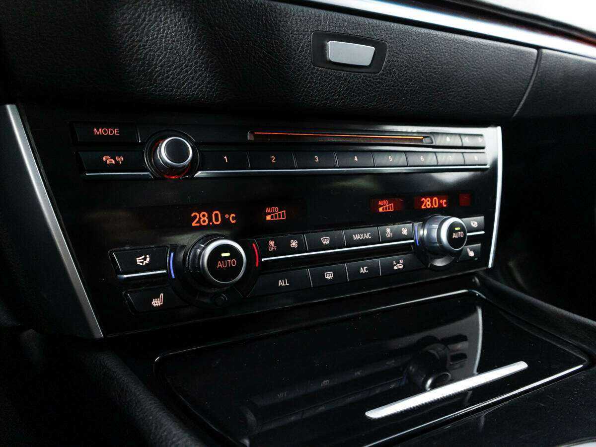 Купить BMW 5 серии Gran Turismo 530d xDrive, 2012, 202 087 км, фото №17