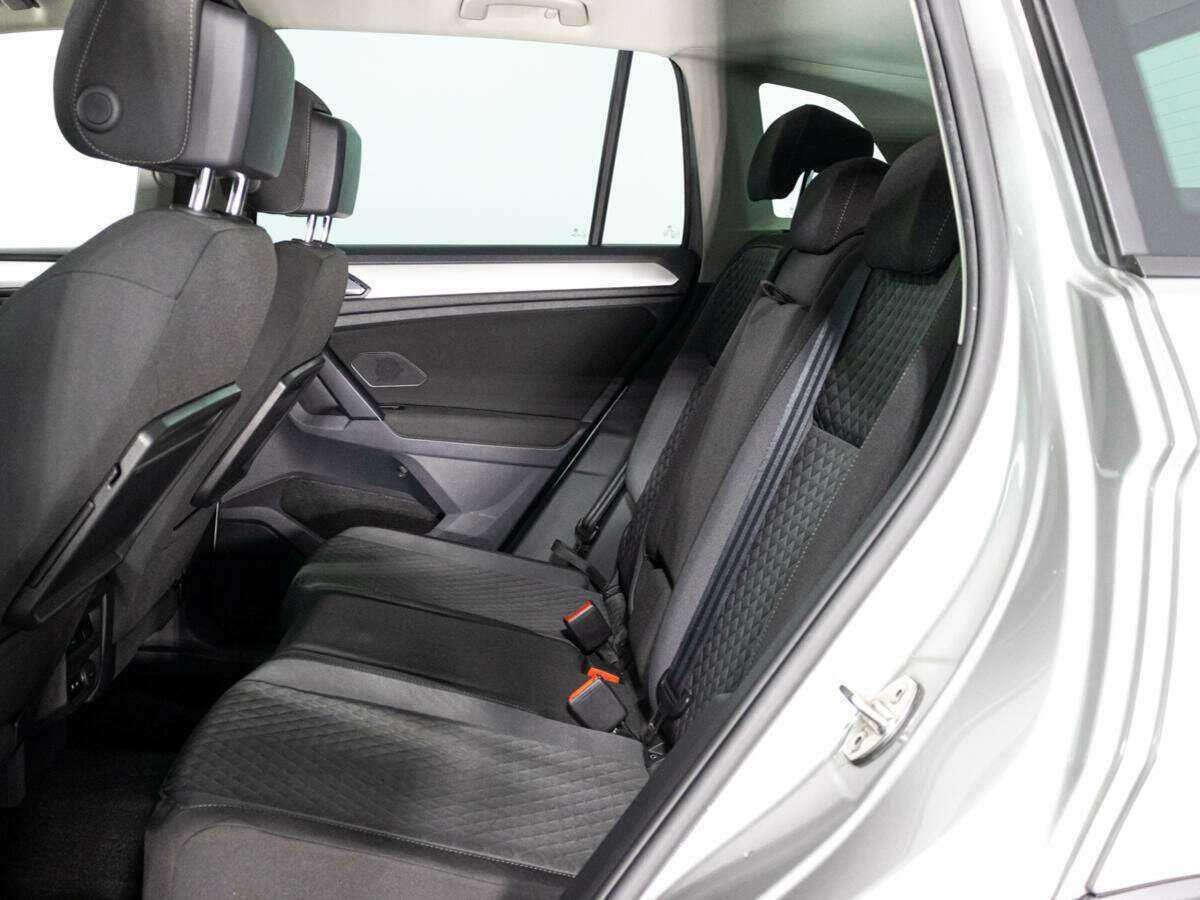Купить Volkswagen Tiguan, 2019, 100 129 км, фото №10