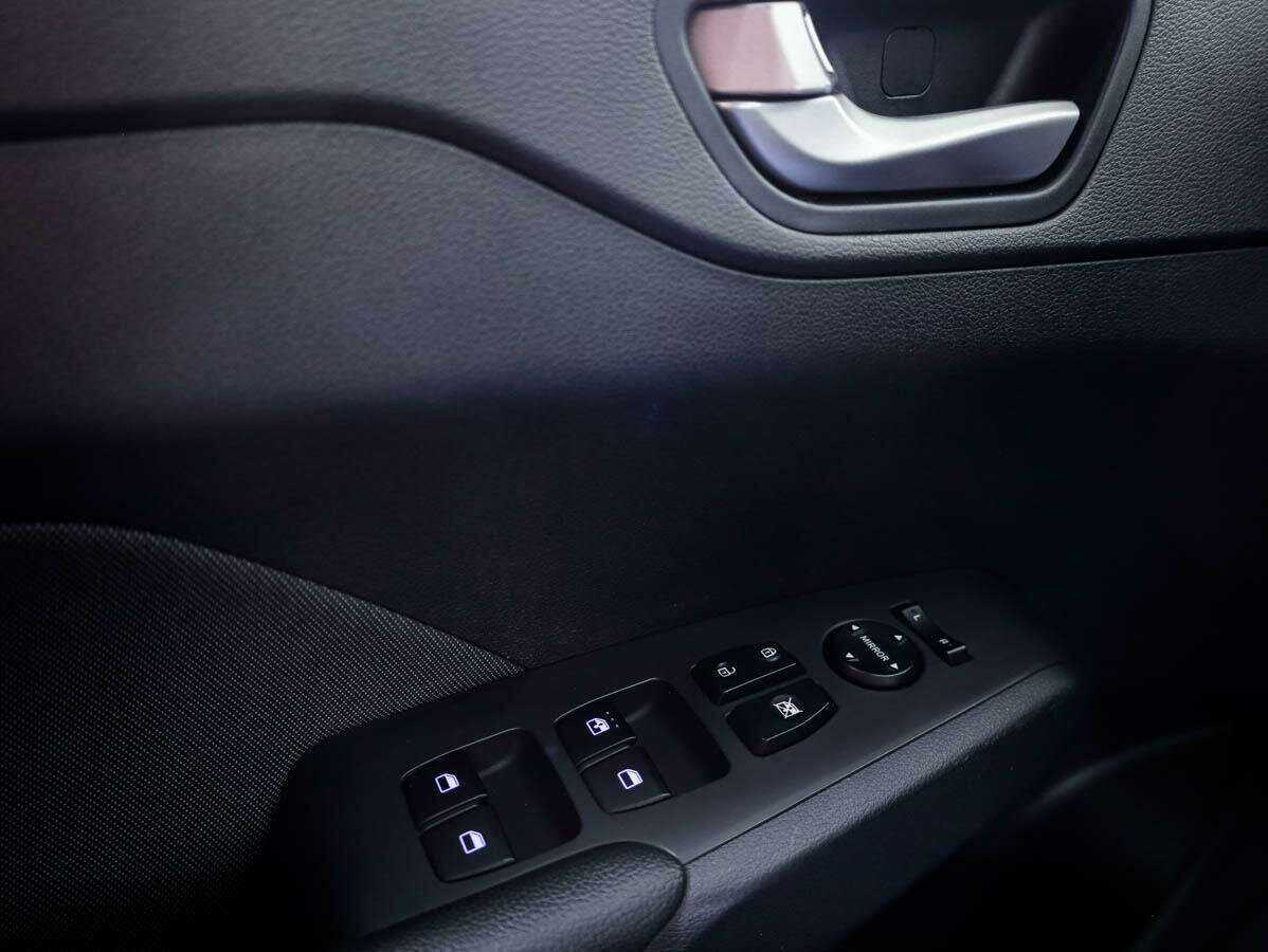 Купить Hyundai Solaris, 2018, 76 950 км, фото №16