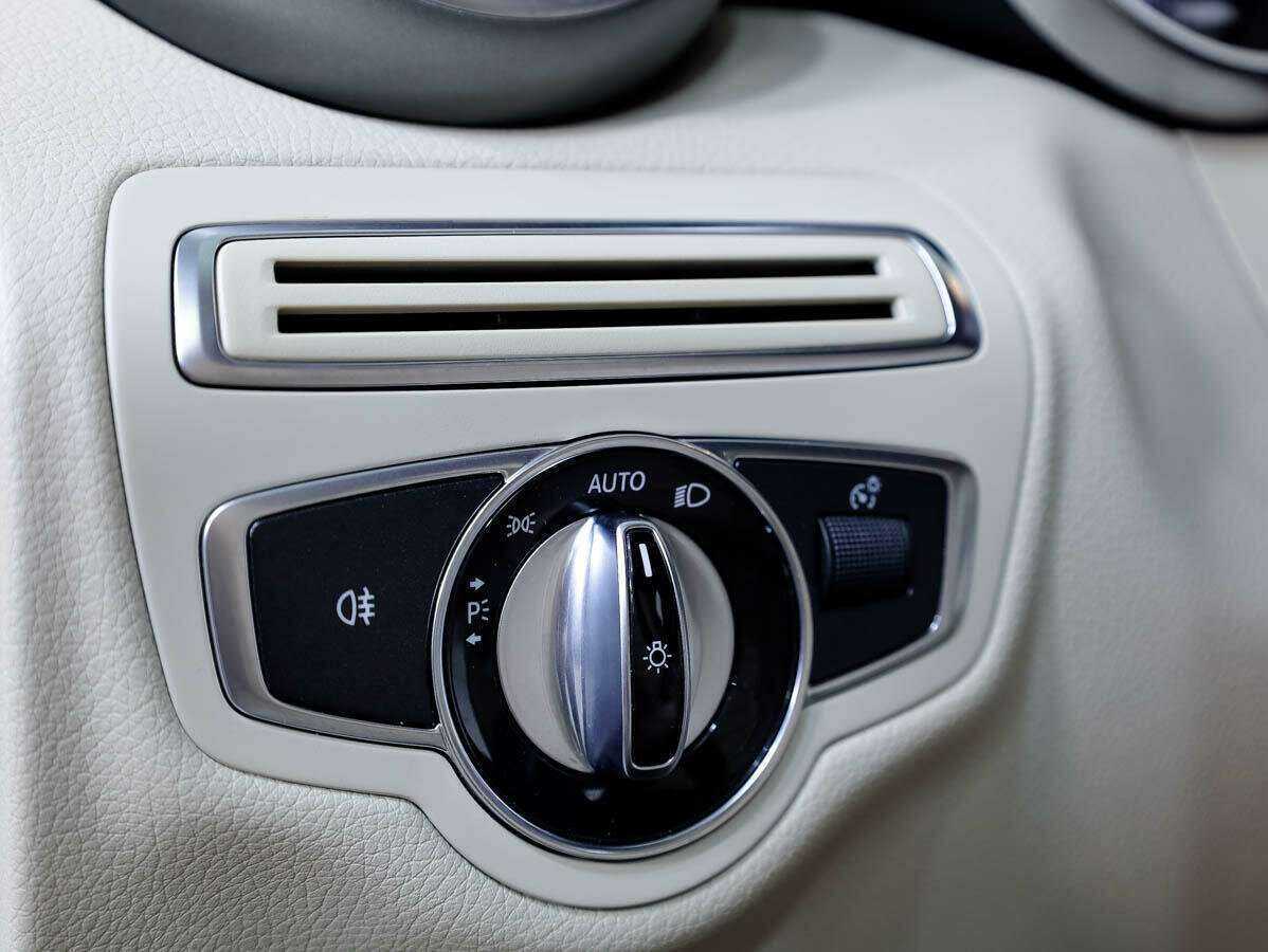 Купить Mercedes-Benz C-Класс 180, 2015, 113 862 км, фото №19