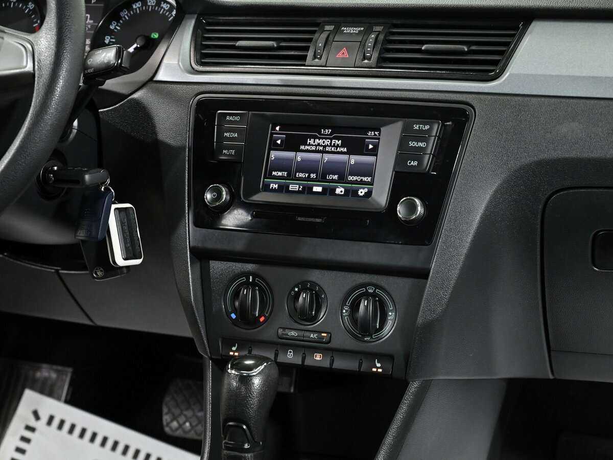 Купить Skoda Rapid, 2016, 124 000 км, фото №7