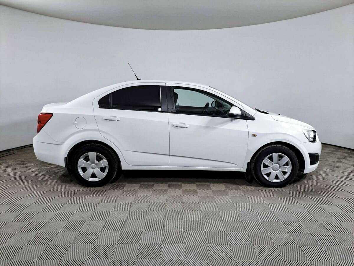 Купить Chevrolet Aveo, 2013, 187 316 км, фото №4