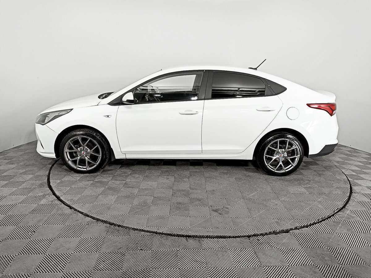Купить Hyundai Solaris, 2020, 167 245 км, фото №8