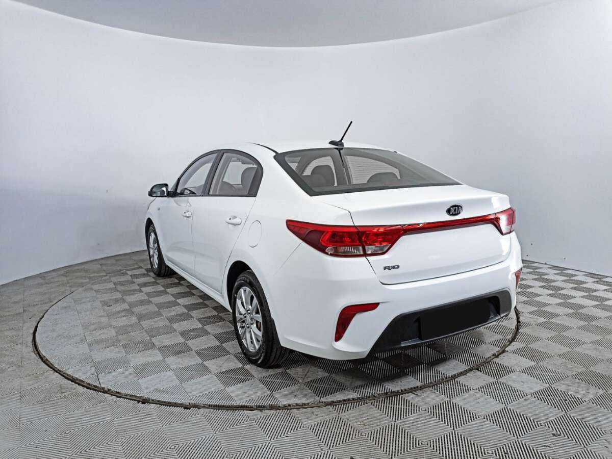 Купить Kia Rio, 2018, 113 003 км, фото №7