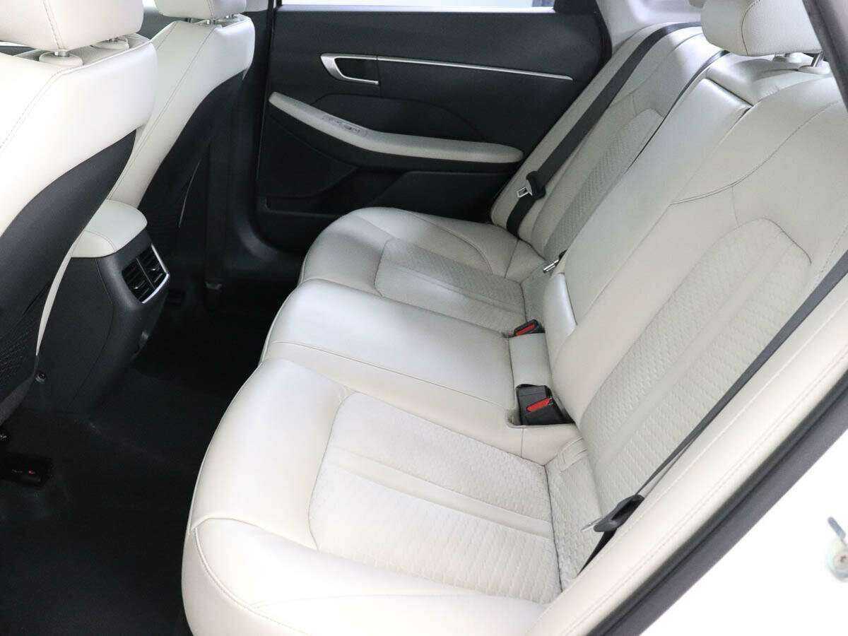 Купить Hyundai Sonata, 2020, 97 200 км, фото №9