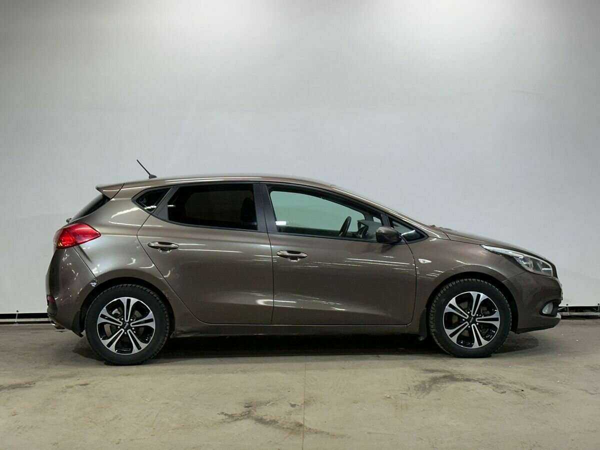 Купить Kia Ceed, 2013, 151 896 км, фото №4