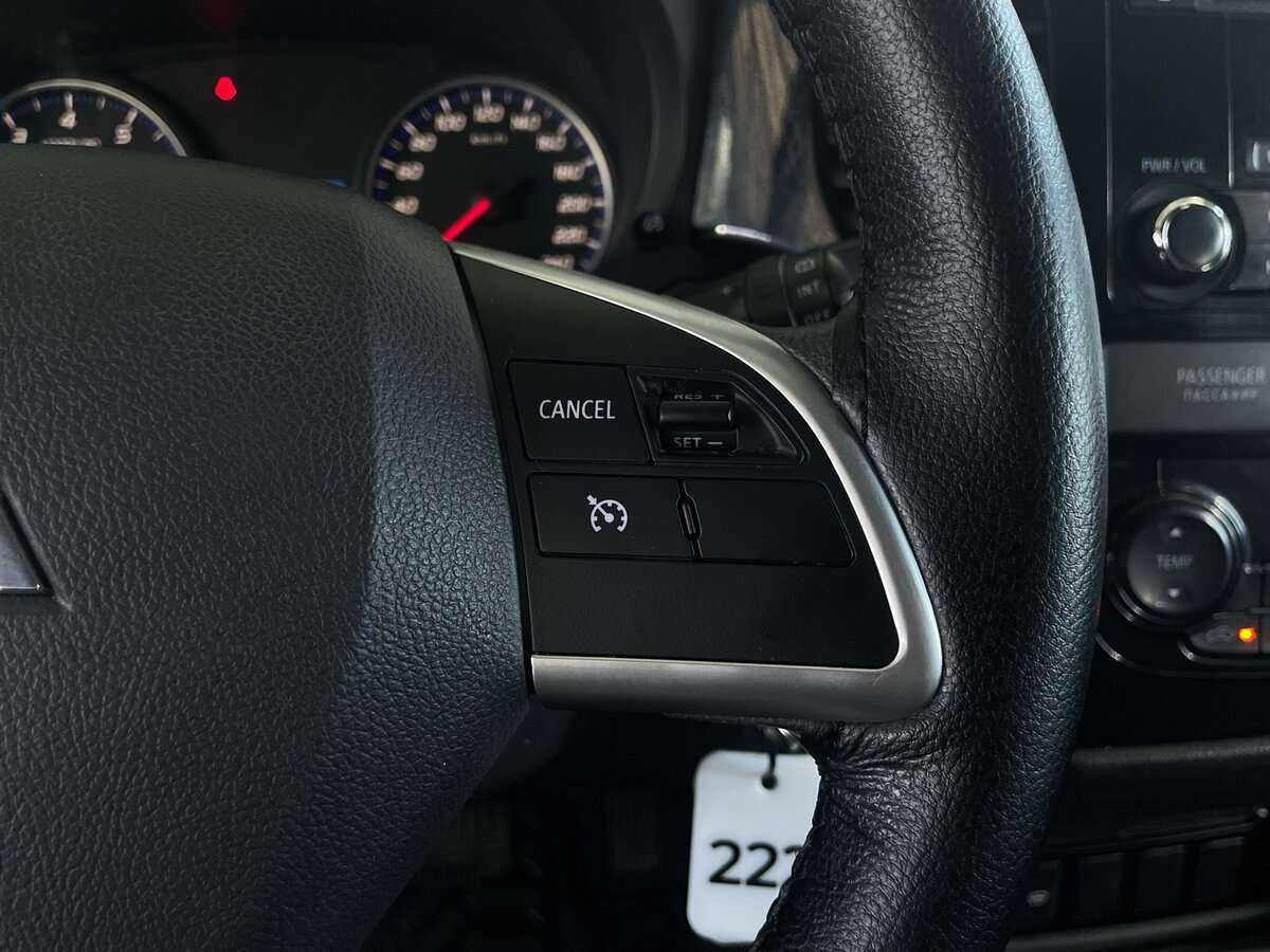 Купить Mitsubishi Outlander, 2018, 126 982 км, фото №12