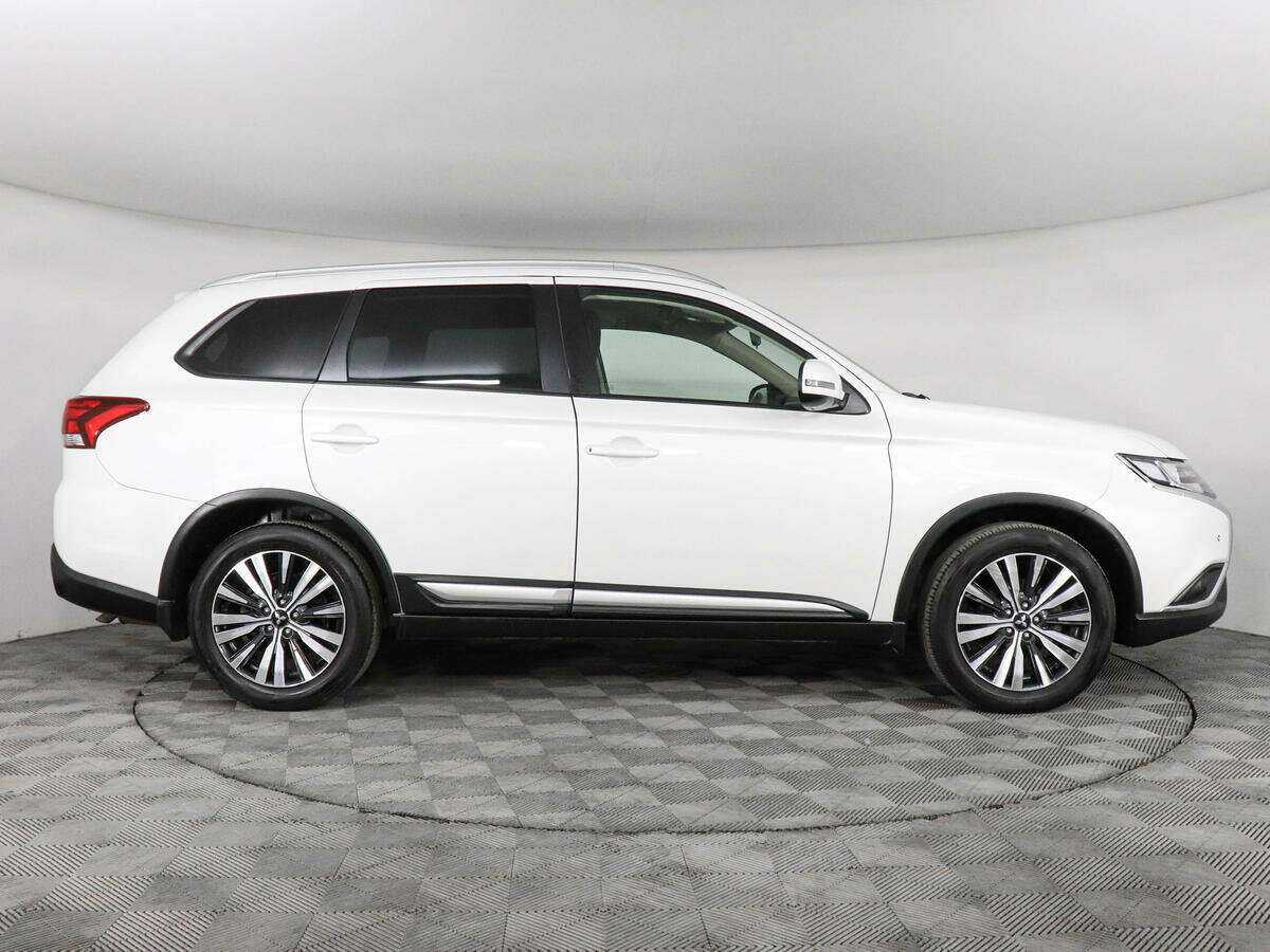 Купить Mitsubishi Outlander, 2019, 91 367 км, фото №4